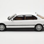 BMW 750iL E38 Asia Exclusive Balts Otto 1:18 - image 3 of 6