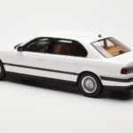 BMW 750iL E38 Asia Exclusive Balts Otto 1:18 - image 5 of 6