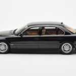 BMW 750iL E38 Melns Otto 1:18 - image 3 of 6