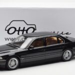 BMW 750iL E38 Melns Otto 1:18 - image 6 of 6
