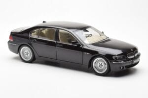 BMW 760Li E66 Melns Kyosho 1:18 08572BK Metāls — attēls 6 no 9
