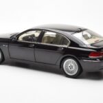 BMW 760Li E66 Melns Kyosho 1:18 - image 7 of 9