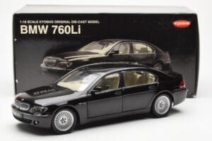 BMW 760Li E66 Melns Kyosho 1:18 08572BK Metāls — attēls 9 no 9