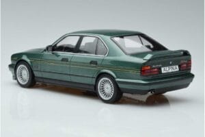 BMW Alpina B10 4.6 E34 Zaļš MCG 1:18 MCG18229 Metāls — attēls 5 no 6