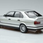BMW Alpina B10 4.6 E34 Sudrabs MCG 1:18 MCG18231 Metāls - image 5 of 5