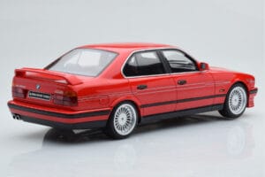 BMW Alpina B10 E34 Biturbo Sarkans Otto 1:18 OT648 Sveķi — attēls 2 no 6