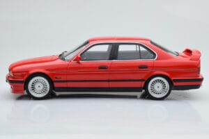 BMW Alpina B10 E34 Biturbo Sarkans Otto 1:18 OT648 Sveķi — attēls 3 no 6