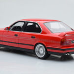 BMW Alpina B10 E34 Biturbo Sarkans Otto 1:18 - image 5 of 6
