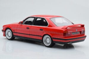 BMW Alpina B10 E34 Biturbo Sarkans Otto 1:18 OT648 Sveķi — attēls 5 no 6