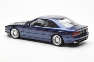 BMW Alpina B12 E38 5.7 Zils Otto 1:18 OT636 Sveķi — attēls 5 no 6