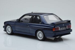 BMW Alpina B6 E30 3.5S Zils Otto 1:18 OT141 Sveķi — attēls 5 no 6
