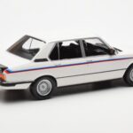 BMW M535i E12 Balts Norev 1:18 - image 2 of 5