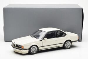 BMW M635 CSi E24 Balts Dealer Edition AUTOart 1:18 80430145829 Metāls — attēls 8 no 8