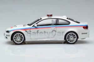 BMW M3 E92 MotoGP Safety Car 2008 Kyosho 1:18 08736GP Metāls — attēls 4 no 7
