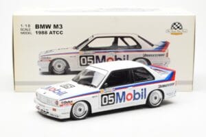 BMW M3 E30 #5 P. Brock Mobil ATCC 1988 AUTOart 1:18 88845 Metāls — attēls 8 no 8