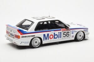 BMW M3 E30 #56 P. Brock / J. Richards Mobil Bathurst 1000 1988 AUTOart 1:18 88847 Metāls — attēls 3 no 9