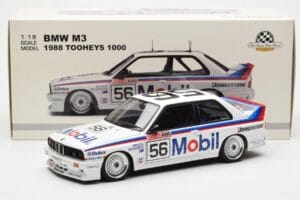 BMW M3 E30 #56 P. Brock / J. Richards Mobil Bathurst 1000 1988 AUTOart 1:18 88847 Metāls — attēls 9 no 9