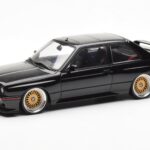 BMW M3 E30 Sport Evolution Melns Custom Wheels AUTOart 1:18