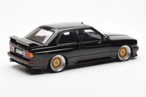 BMW M3 E30 Sport Evolution Melns Custom Wheels AUTOart 1:18 70562 Metāls — attēls 3 no 8