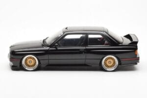BMW M3 E30 Sport Evolution Melns Custom Wheels AUTOart 1:18 70562 Metāls — attēls 4 no 8