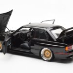 BMW M3 E30 Sport Evolution Melns Custom Wheels AUTOart 1:18 - image 5 of 8