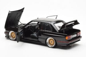 BMW M3 E30 Sport Evolution Melns Custom Wheels AUTOart 1:18 70562 Metāls — attēls 5 no 8