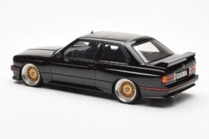 BMW M3 E30 Sport Evolution Melns Custom Wheels AUTOart 1:18 70562 Metāls — attēls 7 no 8