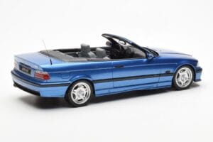 BMW M3 E36 Kabriolets Zils Otto 1:18 OT279 Sveķi — attēls 2 no 5