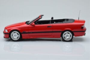 BMW M3 E36 Kabriolets Sarkans Otto 1:18 OT1048 Sveķi — attēls 3 no 6