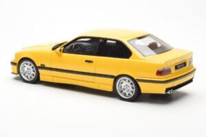 BMW M3 E36 Dzeltens Otto 1:18 OT666 Sveķi — attēls 5 no 6