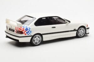 BMW M3 E36 Lightweight Balts Otto 1:18 OT569 Sveķi — attēls 2 no 6