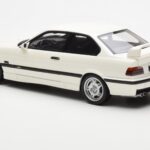 BMW M3 E36 Lightweight Balts Otto 1:18 - image 5 of 6