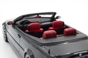 BMW M3 E46 Kabriolets Melns Otto 1:18 OT380 Sveķi — attēls 8 no 9