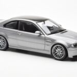 BMW M3 E46 CSL Pelēks Kyosho 1:18 - image 6 of 8