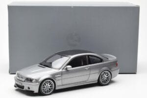 BMW M3 E46 CSL Pelēks Kyosho 1:18 80430302734 Metāls — attēls 8 no 8