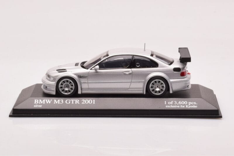 BMW M3 E46 GTR Street Sudrabs Minichamps 1:43