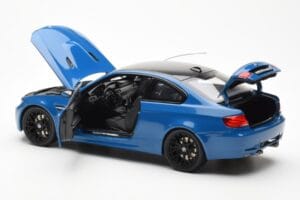 BMW M3 E92 Laguna Seca Blue Kyosho 1:18 08734LBL Metāls — attēls 5 no 8
