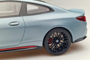 BMW M4 CSL G82 Pelēks GT Spirit 1:18 GT427 Sveķi — attēls 7 no 8
