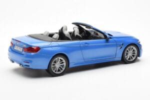 BMW M4 F83 Kabriolets Yas Marina Zils Paragon 1:18 80432339612 Metāls — attēls 3 no 8