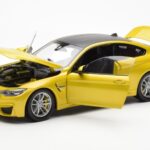 BMW M4 F82 Austin Dzeltens Metallic Paragon 1:18 - image 2 of 8