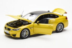 BMW M4 F82 Austin Dzeltens Metallic Paragon 1:18 80432339606 Metāls — attēls 2 no 8