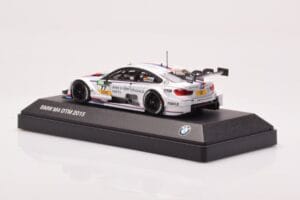 BMW M4 F82 #77 M. Tomczyk BMW M Performance Parts DTM 2015 Minichamps 1:43 80422405594 Metāls — attēls 3 no 4