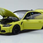 BMW M4 G82 Dzeltens Dīlera Izdevums Minichamps 1:18 - image 2 of 8