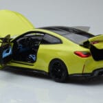 BMW M4 G82 Dzeltens Dīlera Izdevums Minichamps 1:18 - image 5 of 8