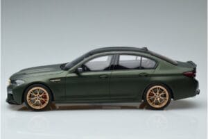 BMW M5 F90 CS GT Spirit 1:18 GT372 Sveķi — attēls 3 no 6