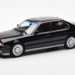 BMW M5 E34 Melns Otto 1:18