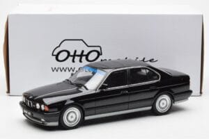 BMW M5 E34 Melns Otto 1:18 OT690 Sveķi — attēls 6 no 6