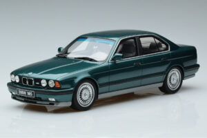 BMW M5 E34 Cecotto Edition Zaļš Otto 1:18