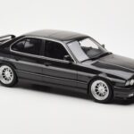 BMW M5 E34 Hartge H5 V12 Diamond Melns Metallic Otto 1:18 - image 4 of 6