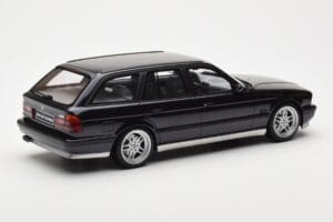 BMW M5 E34 Touring Diamond Melns Otto 1:18 OT198 Sveķi — attēls 2 no 6